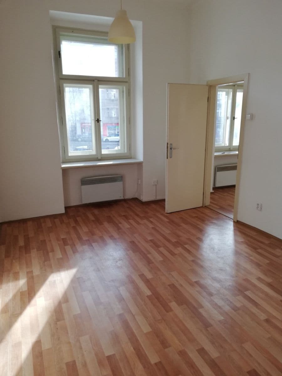 Prenájom bytu 1-izbový 38 m², Minská, Praha, Praha Prenájom bytu 1-izbový 38 m², Minská, Praha, Praha