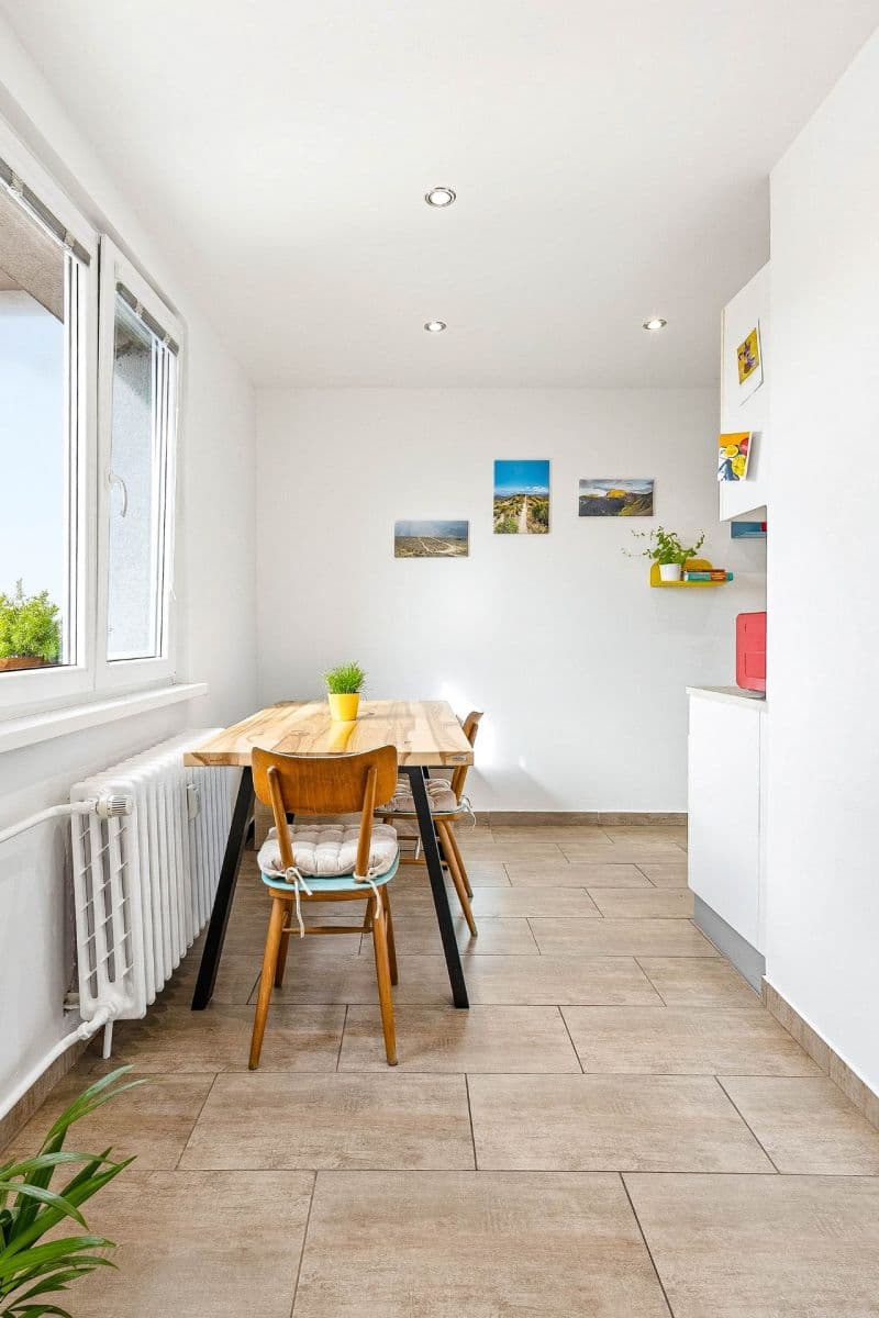 Prenájom bytu 2-izbový 49 m², Jungmannova, Český Brod, Středočeský kraj Prenájom bytu 2-izbový 49 m², Jungmannova, Český Brod, Středočeský kraj