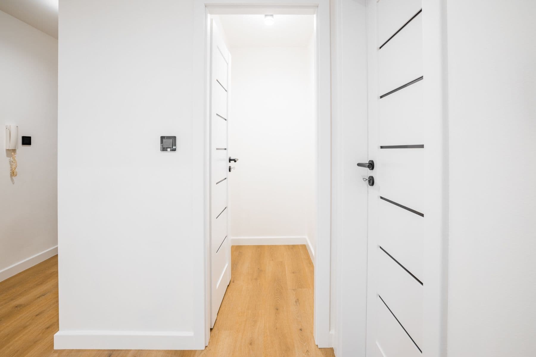 Predaj bytu 2-izbový 46 m², U Jezera, Praha, Praha Predaj bytu 2-izbový 46 m², U Jezera, Praha, Praha