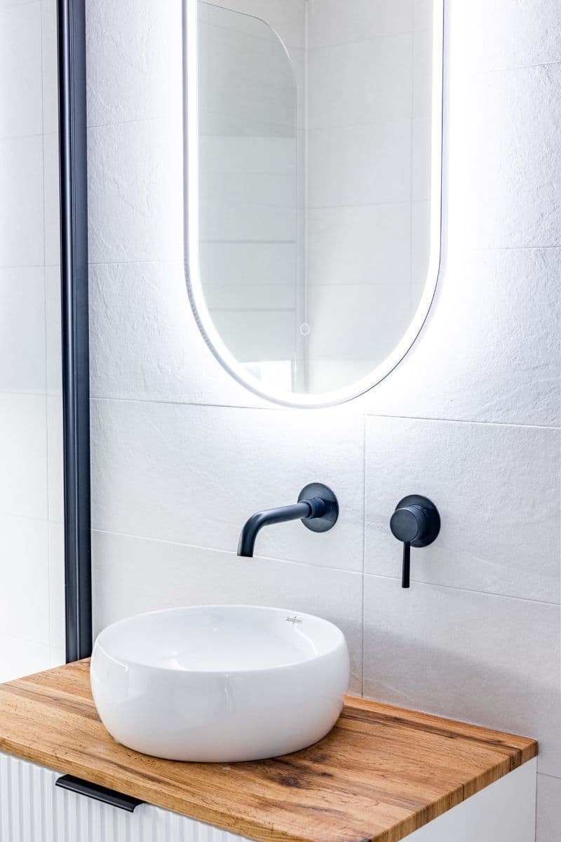Predaj bytu 2-izbový 46 m², U Jezera, Praha, Praha Predaj bytu 2-izbový 46 m², U Jezera, Praha, Praha