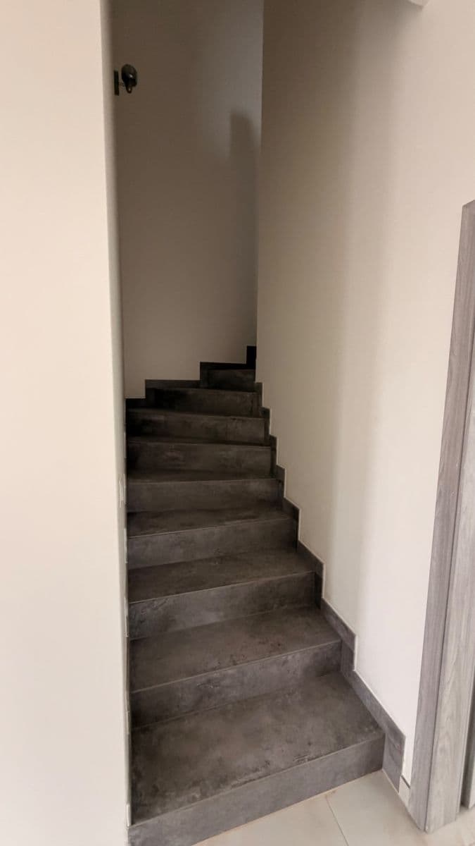Prenájom domu 120 m², pozemok 399 m², Chrášťany, Středočeský kraj Prenájom domu 120 m², pozemok 399 m², Chrášťany, Středočeský kraj