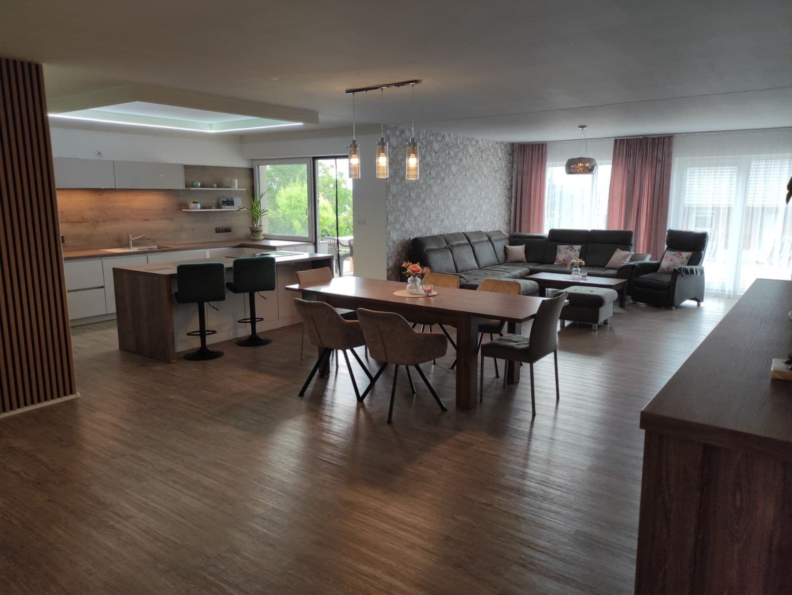 Predaj domu 362 m², pozemok 1.641 m², Strachotice, Jihomoravský kraj Predaj domu 362 m², pozemok 1.641 m², Strachotice, Jihomoravský kraj