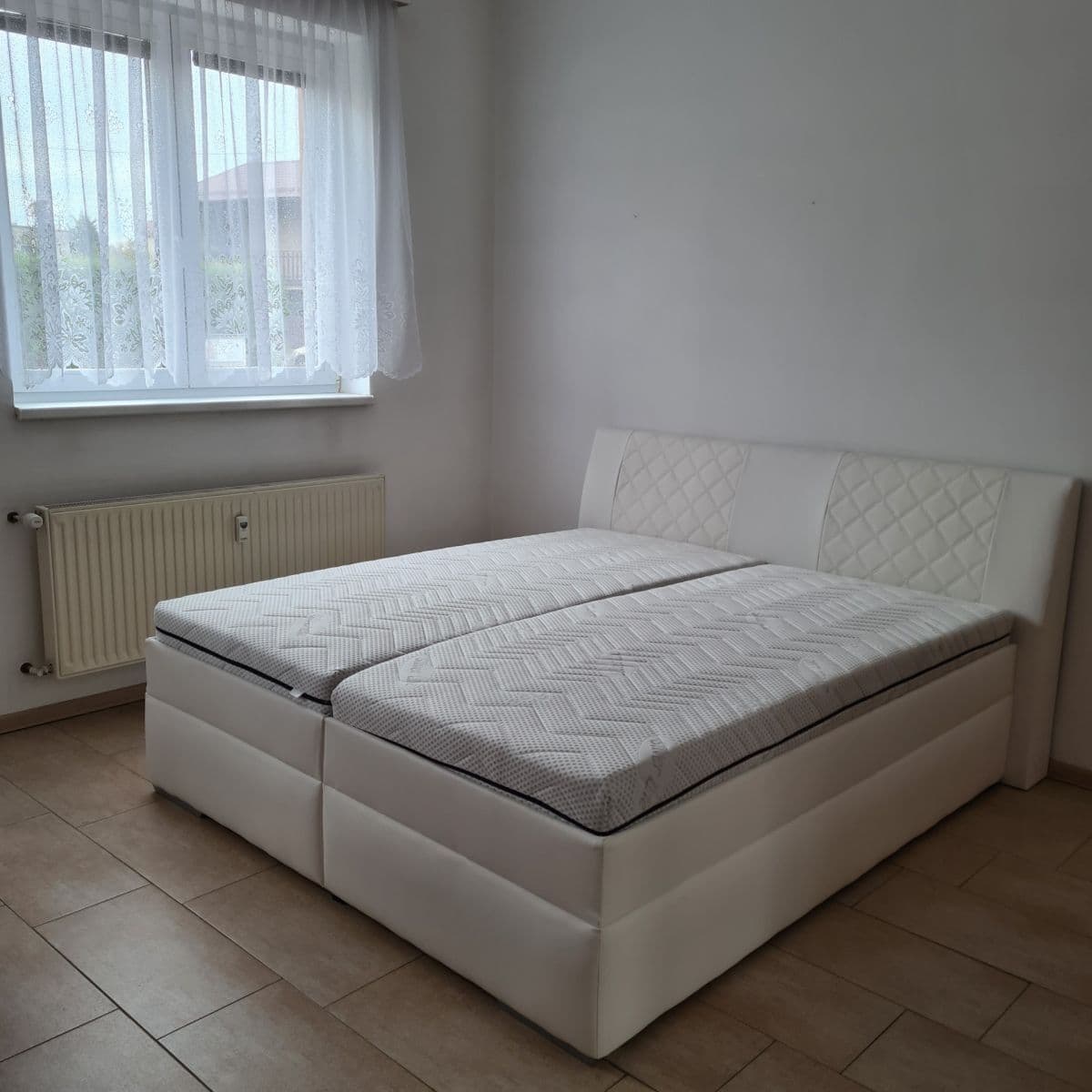 Prenájom bytu 1-izbový 37 m², A. Trägera, České Budějovice, Jihočeský kraj Prenájom bytu 1-izbový 37 m², A. Trägera, České Budějovice, Jihočeský kraj