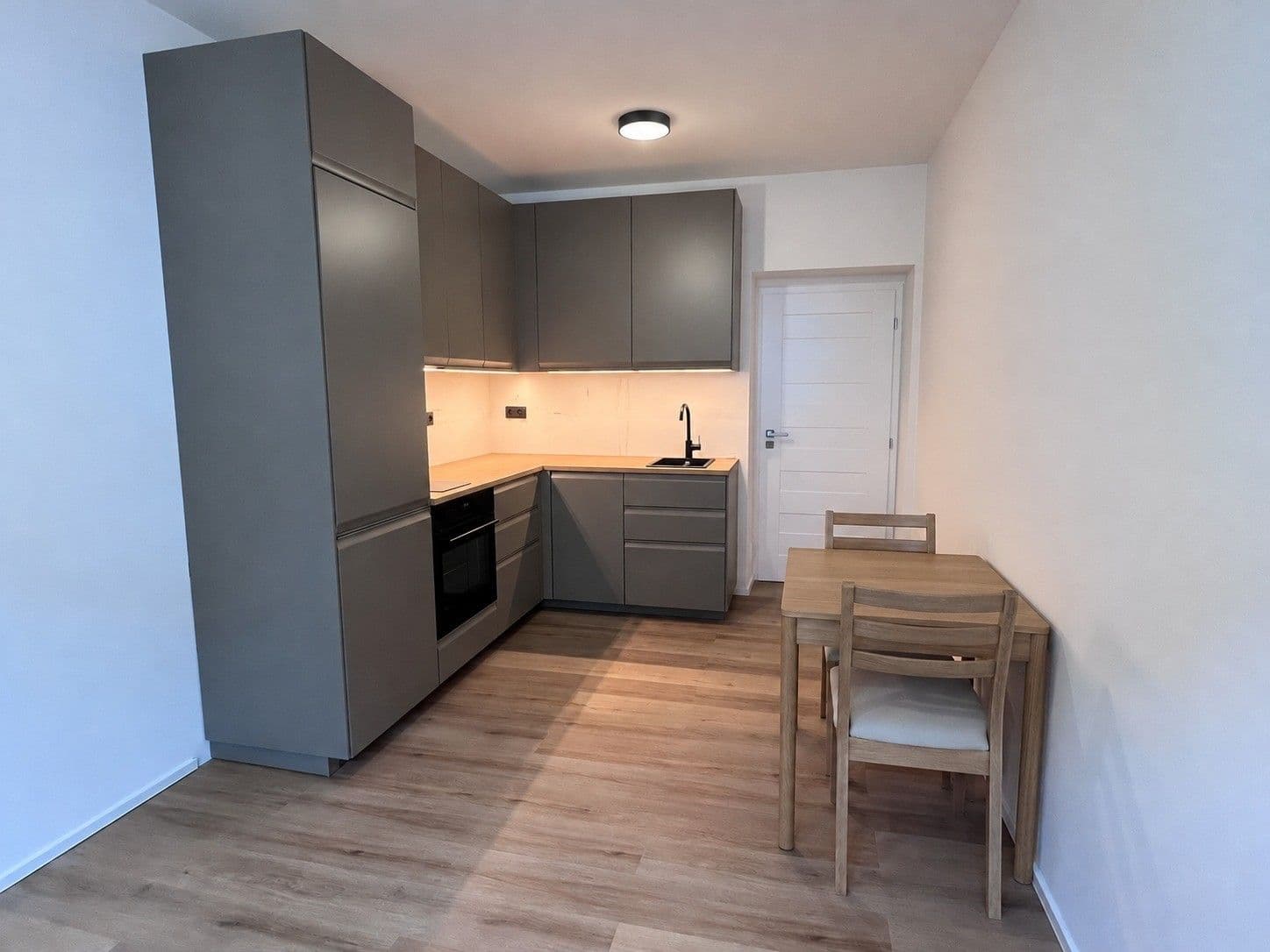 Prenájom bytu 2-izbový 42 m², Musílkova, Praha, Praha Prenájom bytu 2-izbový 42 m², Musílkova, Praha, Praha