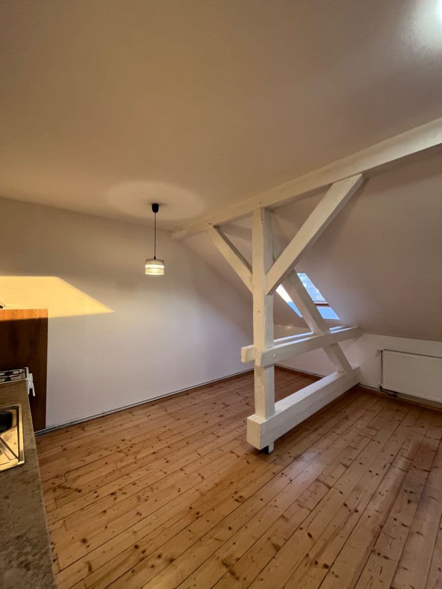 Prenájom bytu 2-izbový 59 m², Chelčického, Plzeň, Plzeňský kraj Prenájom bytu 2-izbový 59 m², Chelčického, Plzeň, Plzeňský kraj