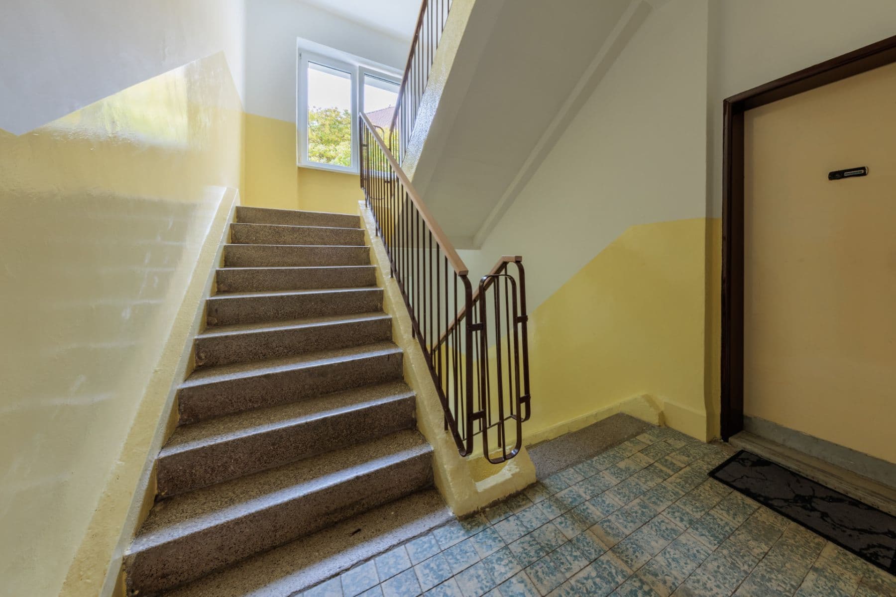 Predaj bytu 4-izbový 82 m², Sokolovská, Sokolov, Karlovarský kraj Predaj bytu 4-izbový 82 m², Sokolovská, Sokolov, Karlovarský kraj