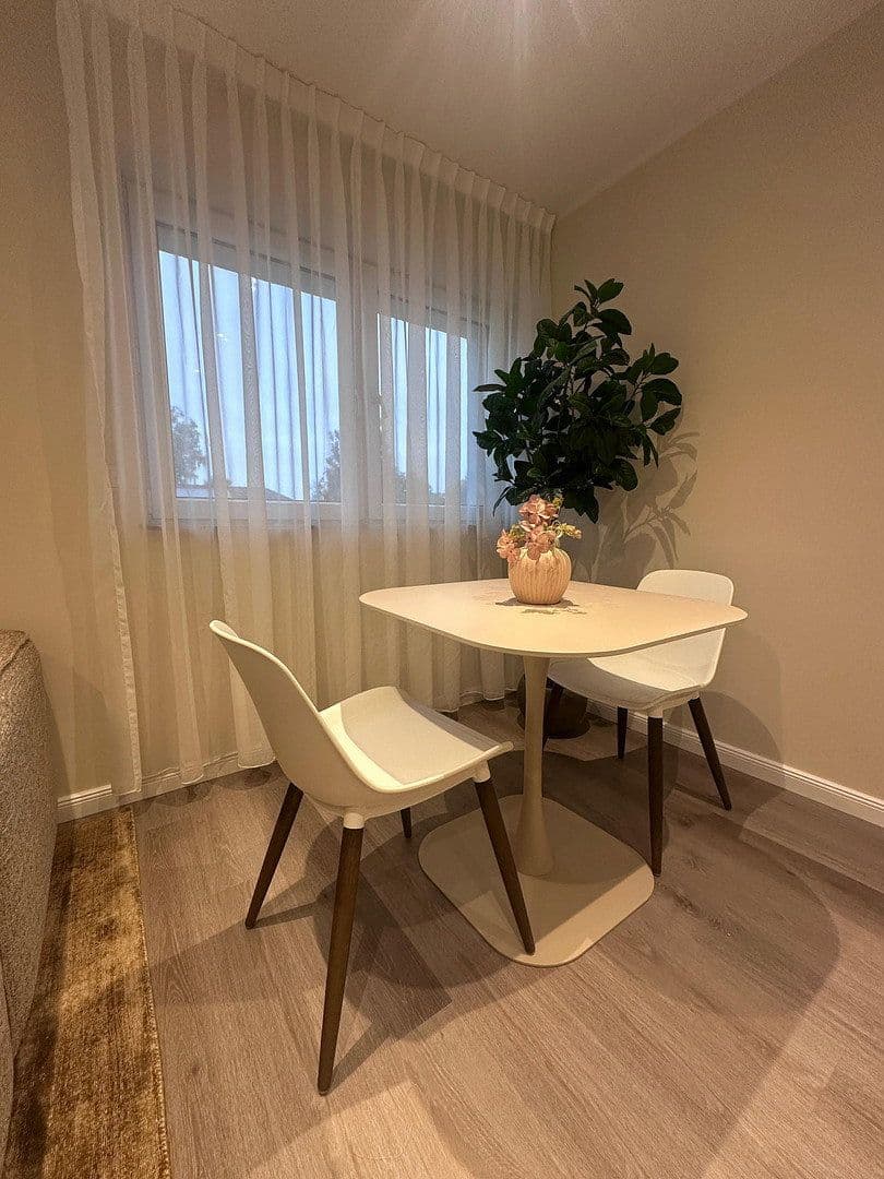 Prenájom bytu 2-izbový 41 m², In der Au 35, Frankfurt am Main, Hesensko Prenájom bytu 2-izbový 41 m², In der Au 35, Frankfurt am Main, Hesensko