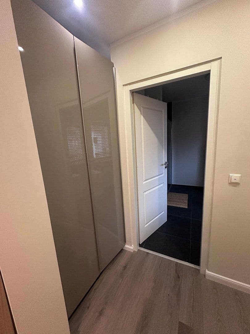 Prenájom bytu 2-izbový 41 m², In der Au 35, Frankfurt am Main, Hesensko Prenájom bytu 2-izbový 41 m², In der Au 35, Frankfurt am Main, Hesensko