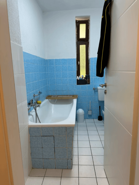 Prenájom bytu 1-izbový 43 m², Zweibachegge 22, Essen, Severné Porýnie - Westfálsko Prenájom bytu 1-izbový 43 m², Zweibachegge 22, Essen, Severné Porýnie - Westfálsko