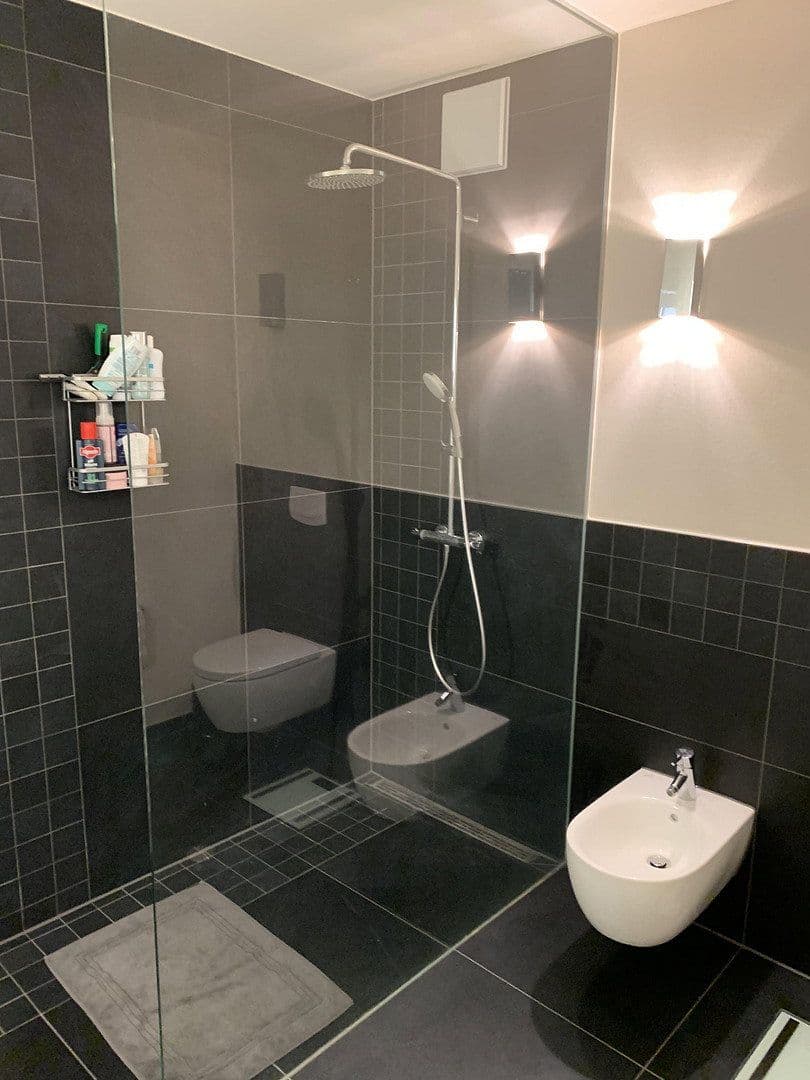 Prenájom bytu 3-izbový 100 m², Feldstraße 16, Gütersloh, Severné Porýnie - Westfálsko Prenájom bytu 3-izbový 100 m², Feldstraße 16, Gütersloh, Severné Porýnie - Westfálsko