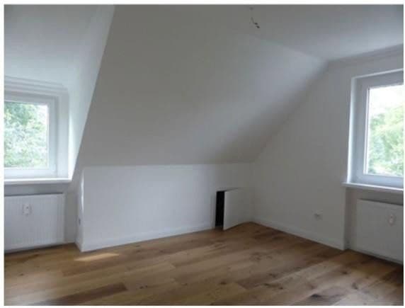 Prenájom bytu 4-izbový 120 m², Bremen, Brémy Prenájom bytu 4-izbový 120 m², Bremen, Brémy