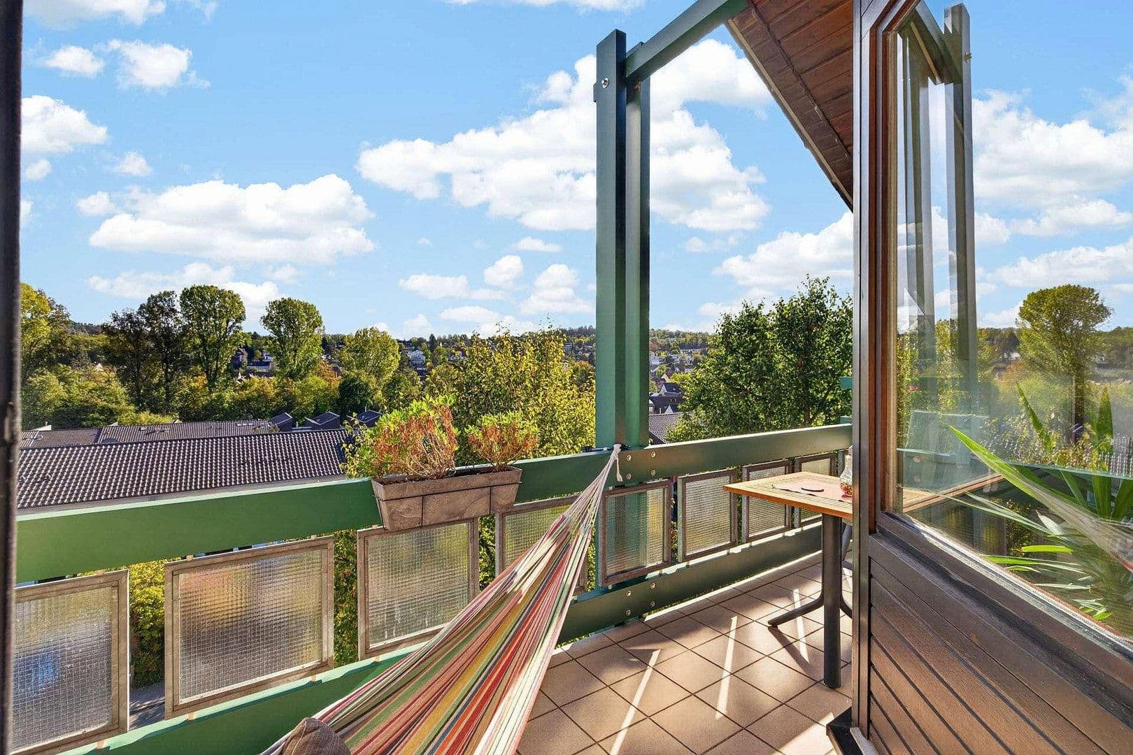 Prenájom bytu 2-izbový 70 m², Karlsruhe-Grötzingen, Bádensko-Wurttembersko Prenájom bytu 2-izbový 70 m², Karlsruhe-Grötzingen, Bádensko-Wurttembersko