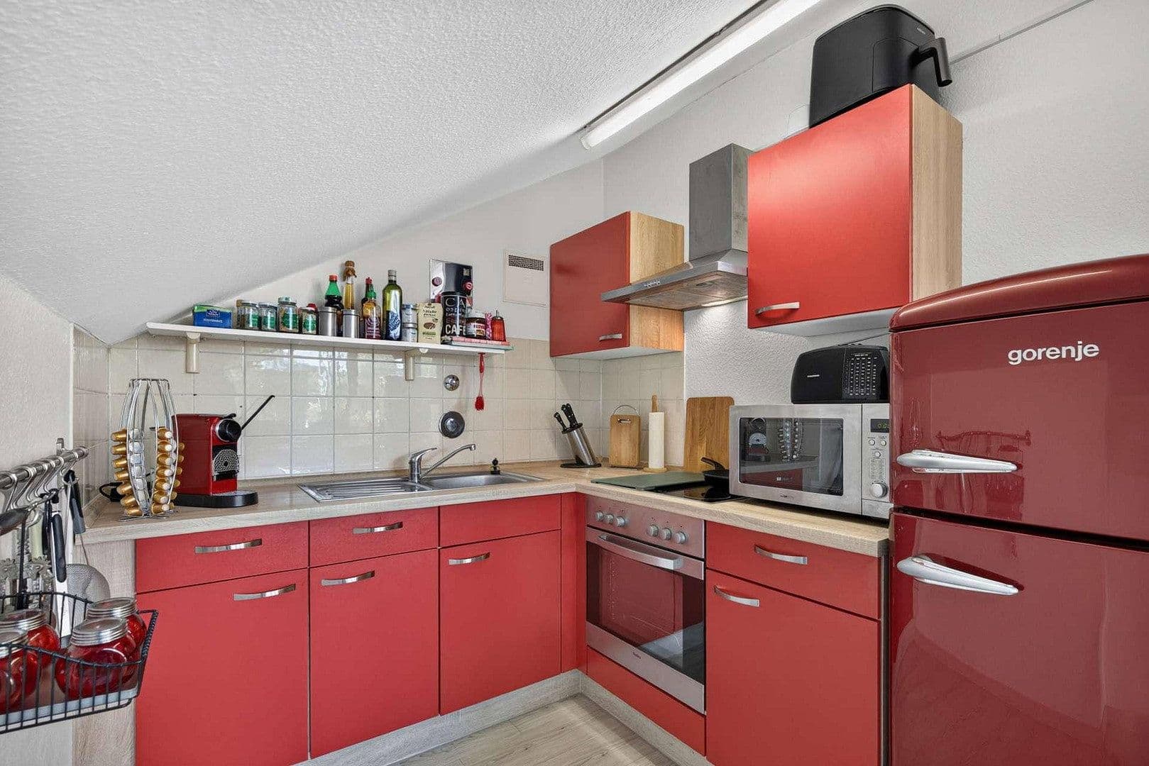 Prenájom bytu 2-izbový 70 m², Karlsruhe-Grötzingen, Bádensko-Wurttembersko Prenájom bytu 2-izbový 70 m², Karlsruhe-Grötzingen, Bádensko-Wurttembersko