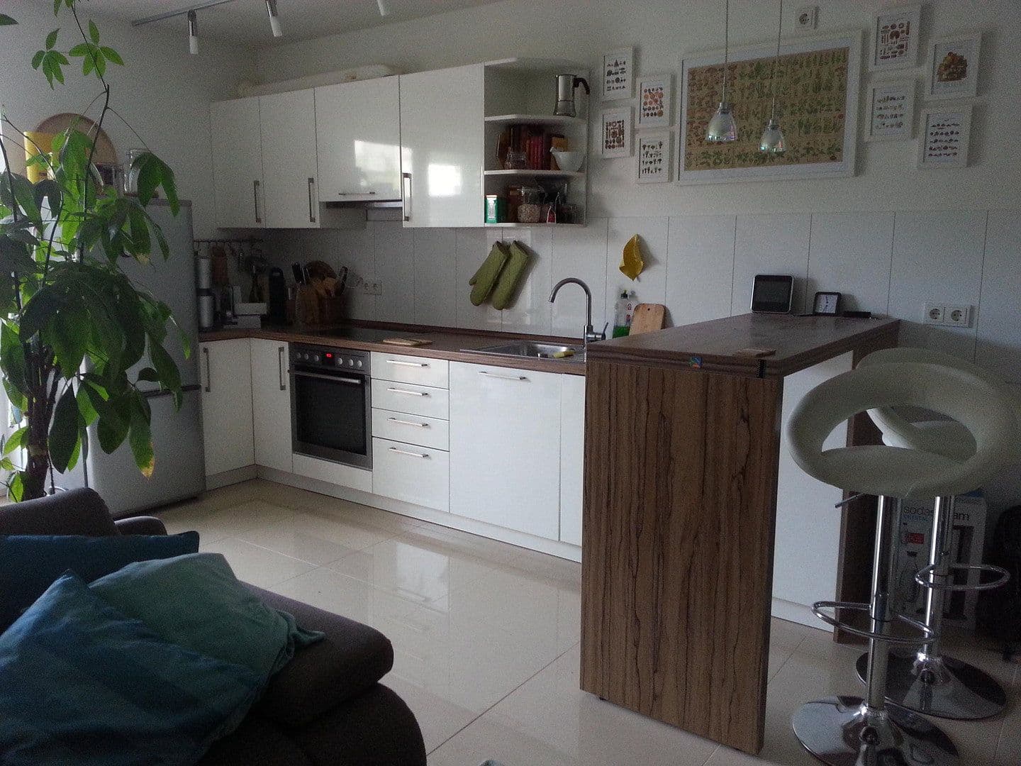 Prenájom bytu 2-izbový 74 m², Troisdorf, Severné Porýnie - Westfálsko Prenájom bytu 2-izbový 74 m², Troisdorf, Severné Porýnie - Westfálsko