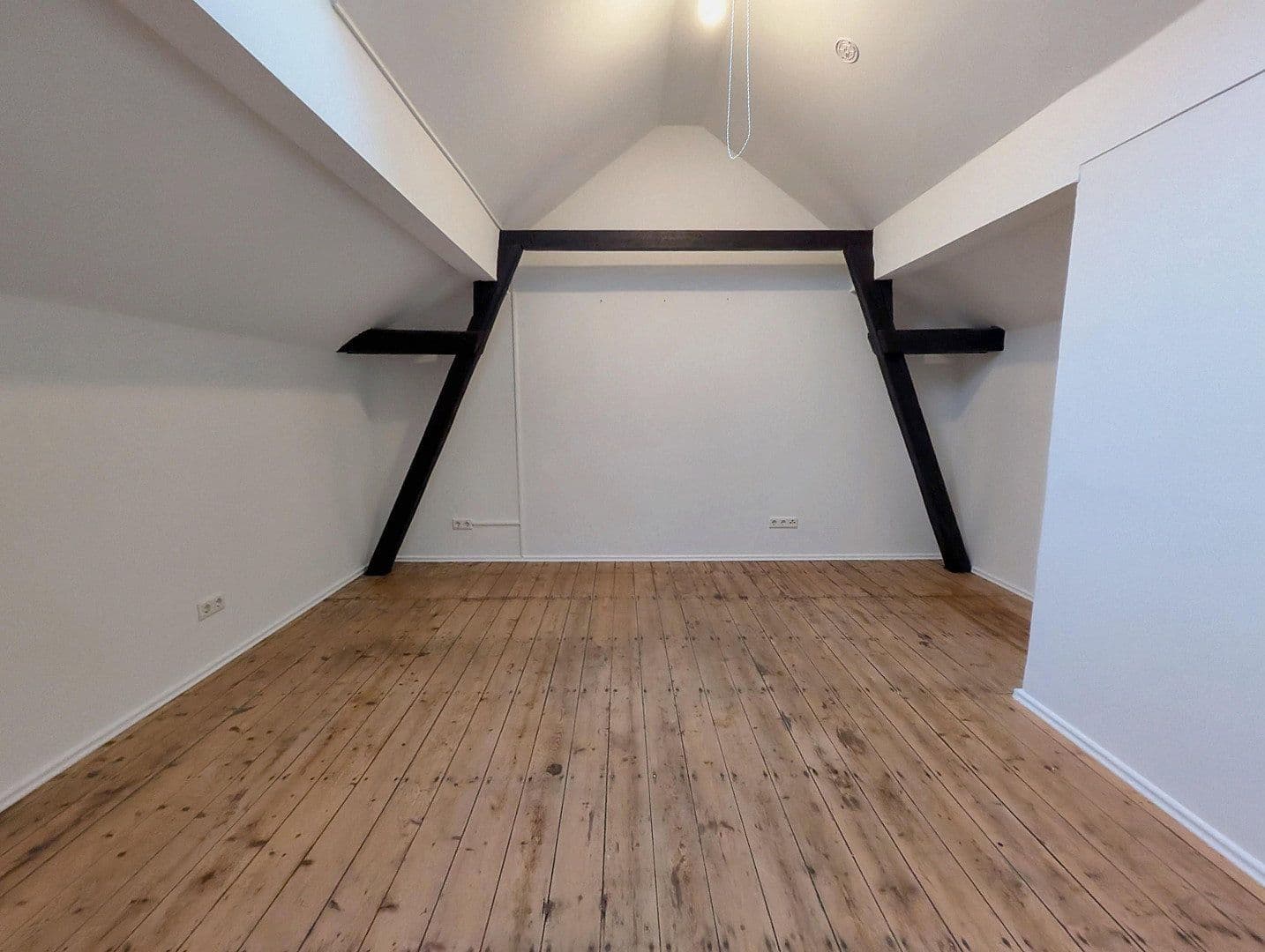 Prenájom bytu 2-izbový 58 m², Merscheider Straße 99a, Solingen, Severné Porýnie - Westfálsko Prenájom bytu 2-izbový 58 m², Merscheider Straße 99a, Solingen, Severné Porýnie - Westfálsko