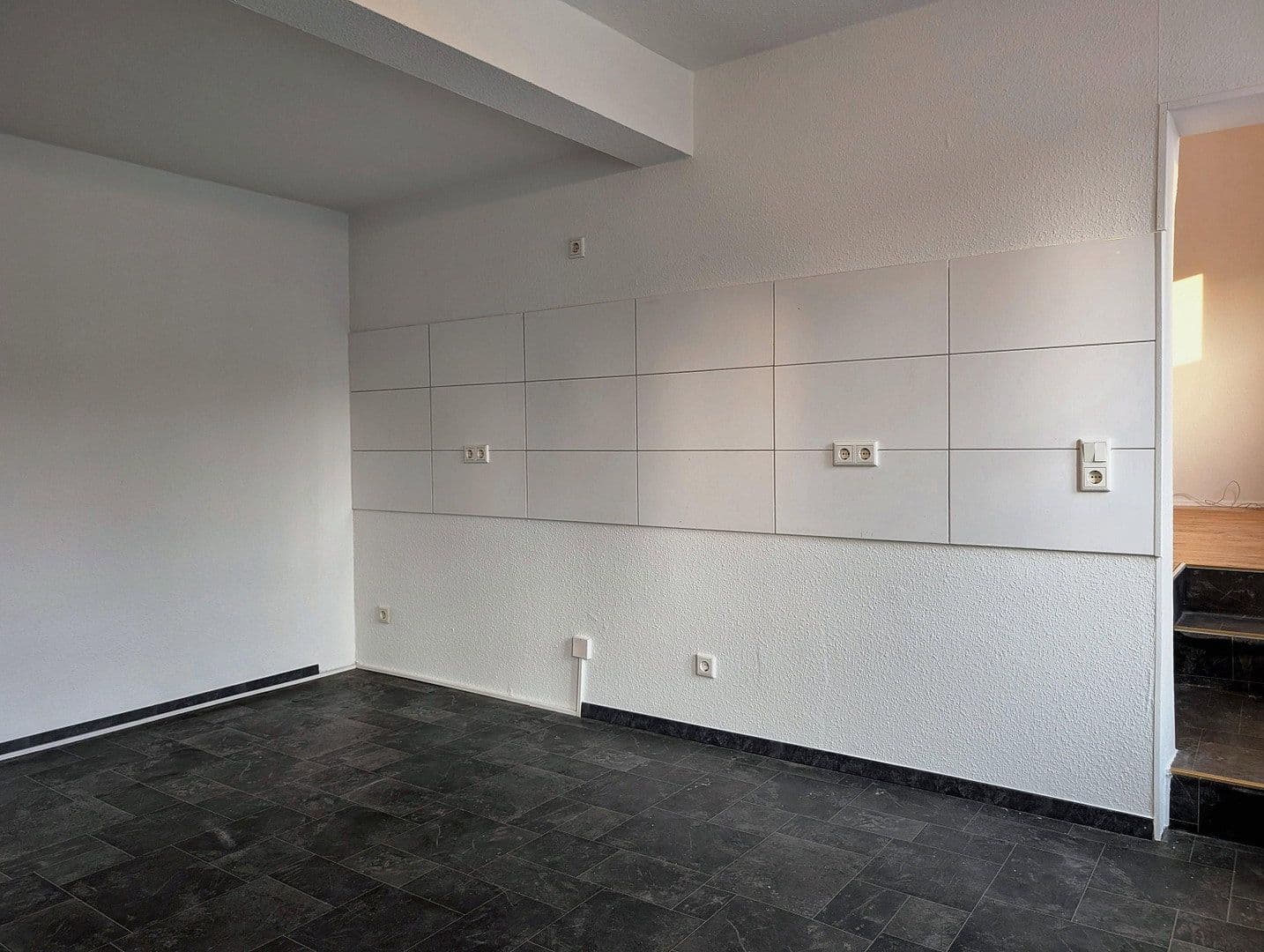 Prenájom bytu 2-izbový 58 m², Merscheider Straße 99a, Solingen, Severné Porýnie - Westfálsko Prenájom bytu 2-izbový 58 m², Merscheider Straße 99a, Solingen, Severné Porýnie - Westfálsko