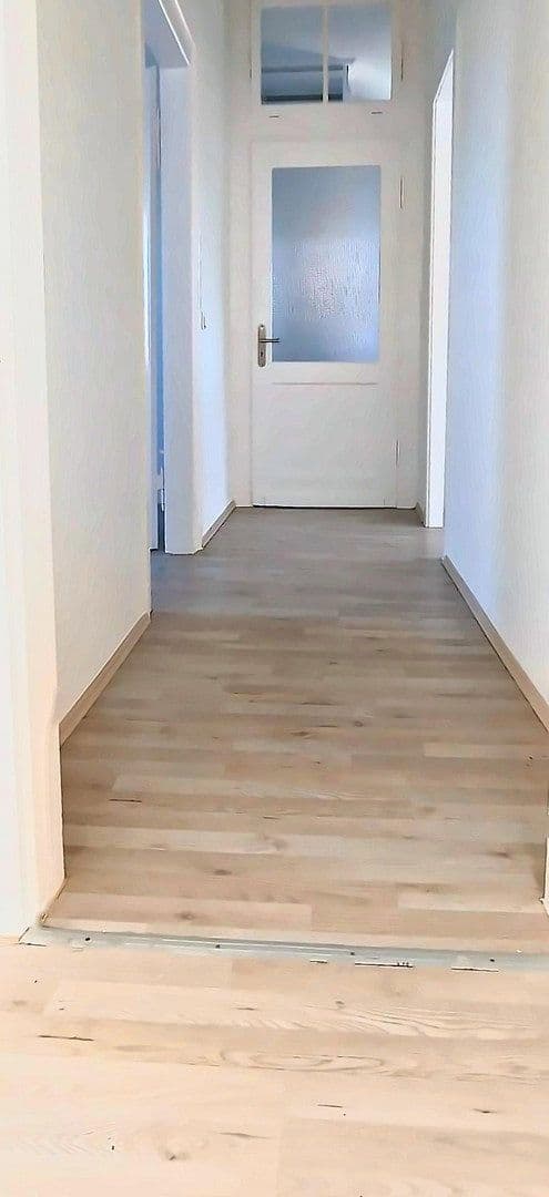 Prenájom bytu 3-izbový 95 m², Merscheider Straße 99, Solingen, Severné Porýnie - Westfálsko Prenájom bytu 3-izbový 95 m², Merscheider Straße 99, Solingen, Severné Porýnie - Westfálsko