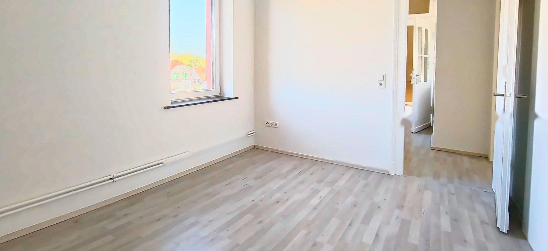 Prenájom bytu 3-izbový 95 m², Merscheider Straße 99, Solingen, Severné Porýnie - Westfálsko Prenájom bytu 3-izbový 95 m², Merscheider Straße 99, Solingen, Severné Porýnie - Westfálsko