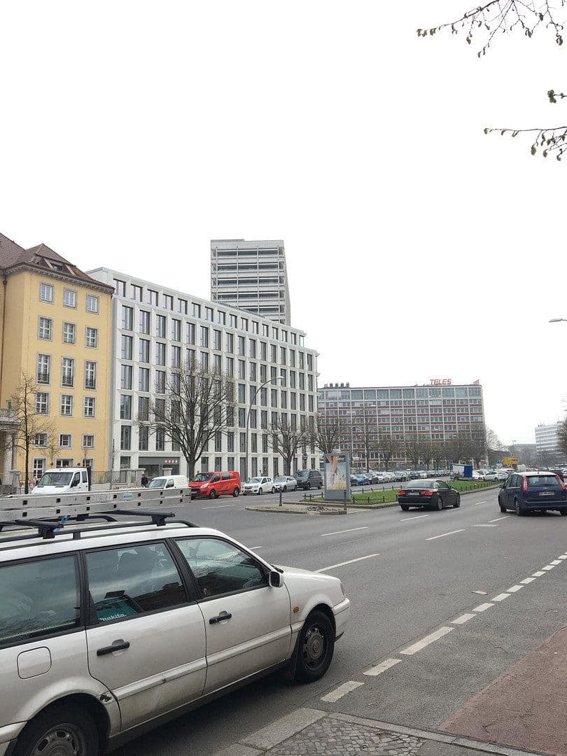Prenájom bytu 2-izbový 62 m², Otto-Suhr-Allee 18 / 20, Berlin, Berlín Prenájom bytu 2-izbový 62 m², Otto-Suhr-Allee 18 / 20, Berlin, Berlín
