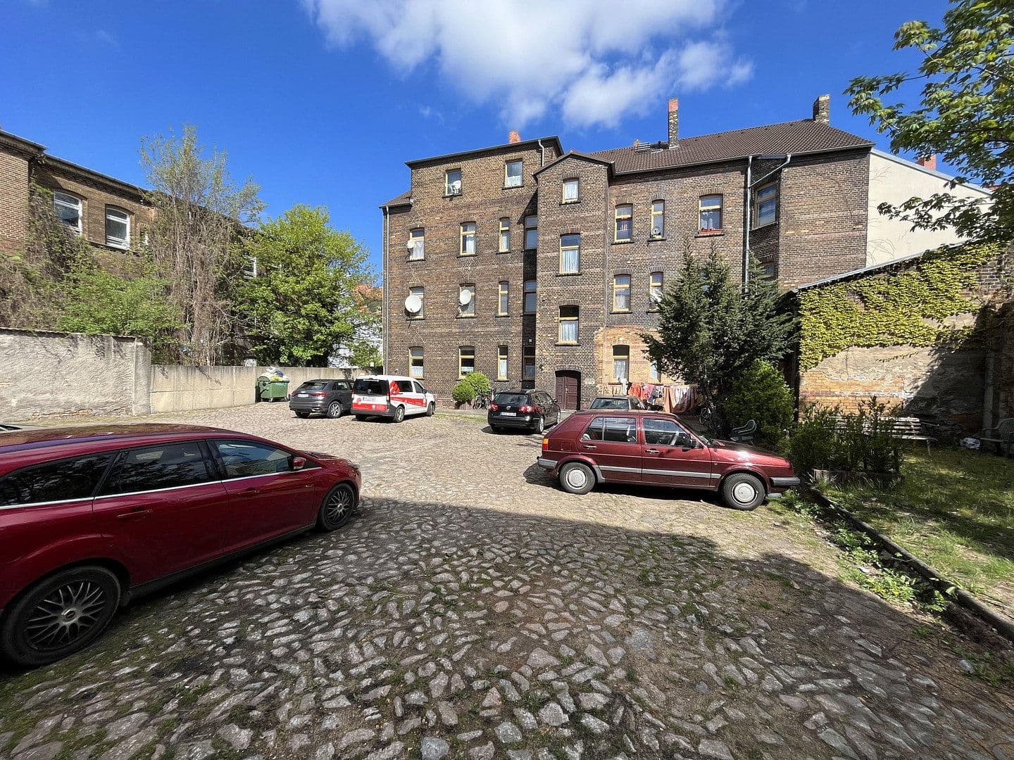 Predaj domu 703 m², Walther-Rathenau-Straße 31, Bitterfeld-Wolfen, Sasko-Anhaltsko Predaj domu 703 m², Walther-Rathenau-Straße 31, Bitterfeld-Wolfen, Sasko-Anhaltsko