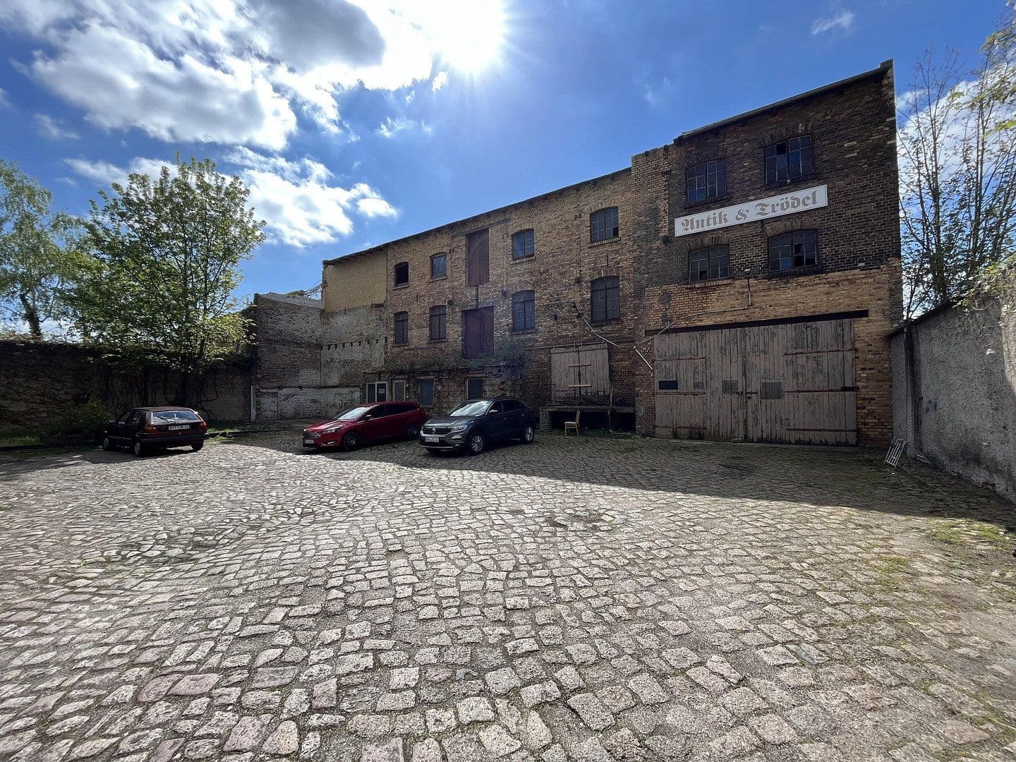 Predaj domu 703 m², Walther-Rathenau-Straße 31, Bitterfeld-Wolfen, Sasko-Anhaltsko Predaj domu 703 m², Walther-Rathenau-Straße 31, Bitterfeld-Wolfen, Sasko-Anhaltsko