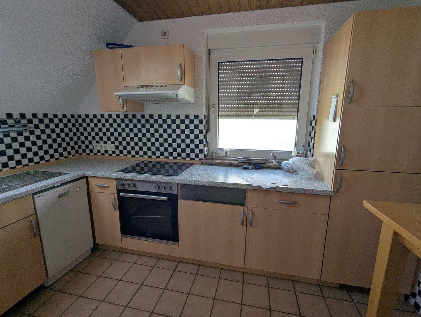 Prenájom bytu 4-izbový 78 m², Im Geiger 75, Stuttgart, Bádensko-Wurttembersko Prenájom bytu 4-izbový 78 m², Im Geiger 75, Stuttgart, Bádensko-Wurttembersko