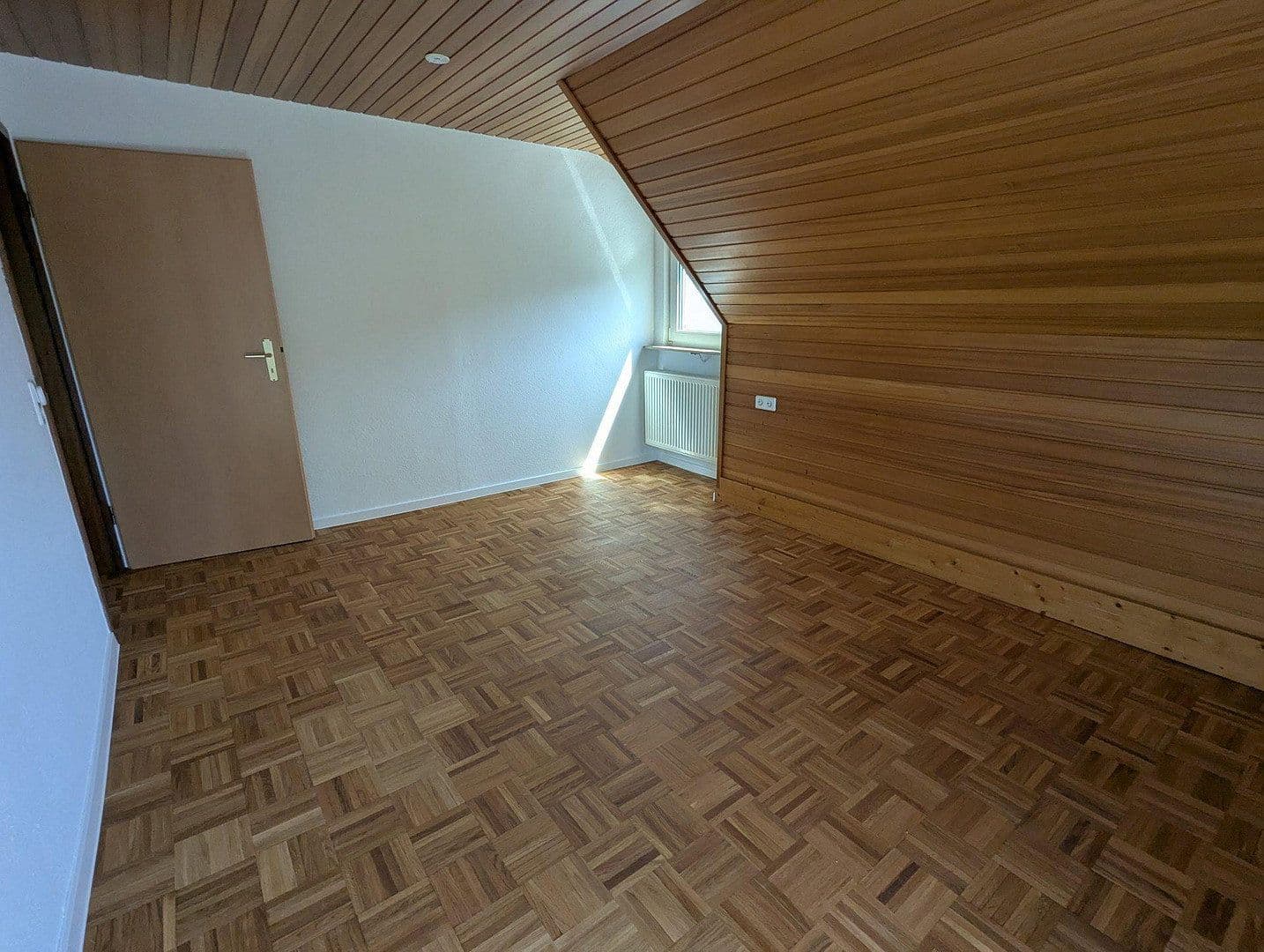 Prenájom bytu 4-izbový 78 m², Im Geiger 75, Stuttgart, Bádensko-Wurttembersko Prenájom bytu 4-izbový 78 m², Im Geiger 75, Stuttgart, Bádensko-Wurttembersko