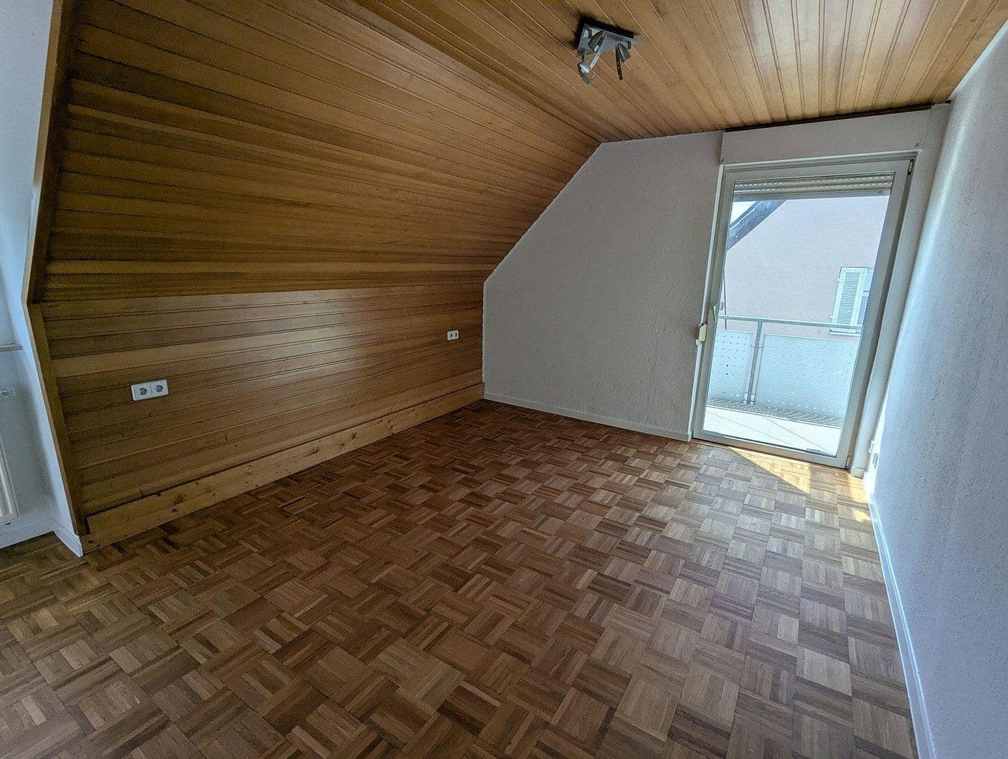 Prenájom bytu 4-izbový 78 m², Im Geiger 75, Stuttgart, Bádensko-Wurttembersko Prenájom bytu 4-izbový 78 m², Im Geiger 75, Stuttgart, Bádensko-Wurttembersko