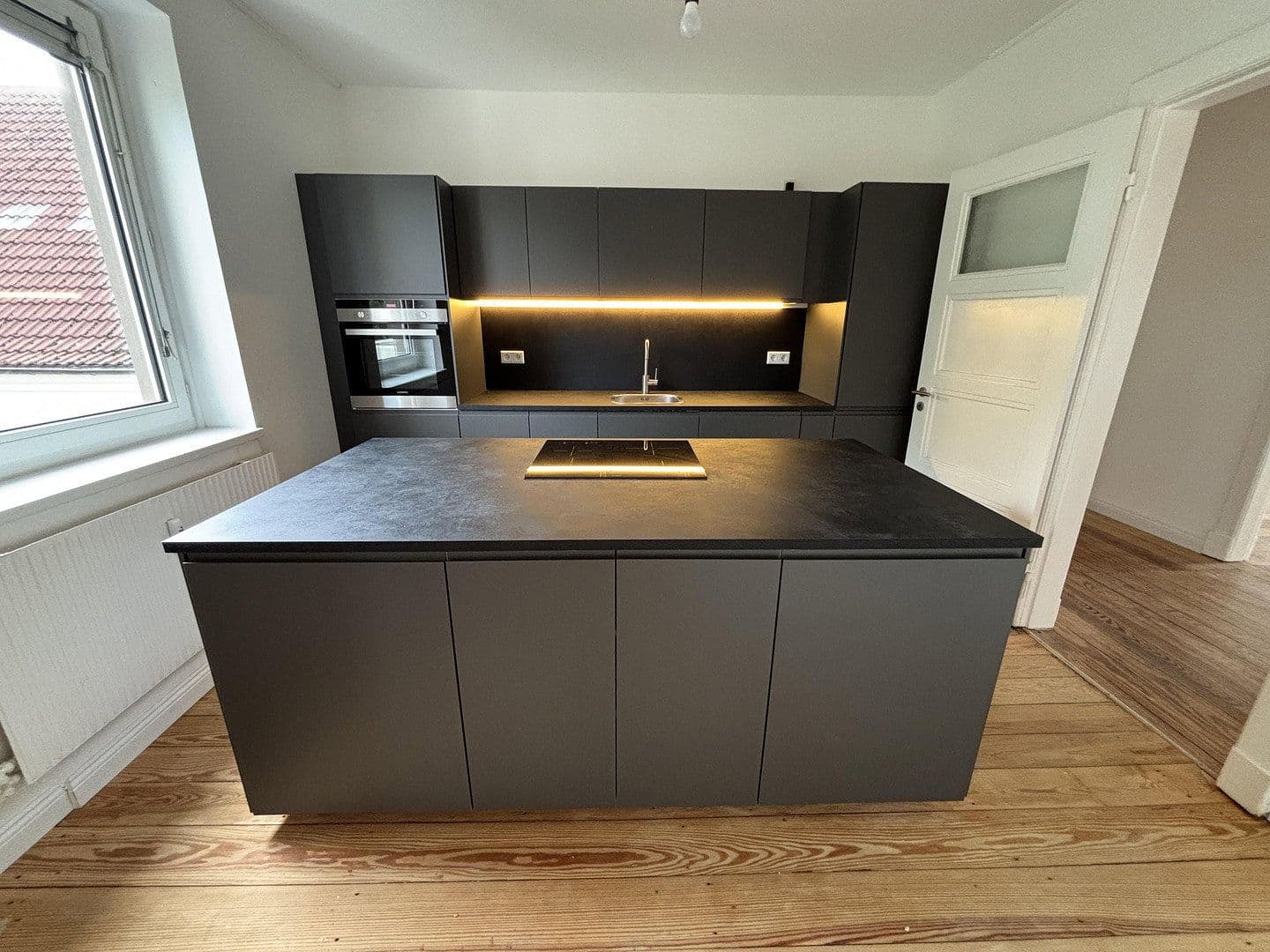 Predaj bytu 4-izbový 95 m², Hamburg, Hamburg Predaj bytu 4-izbový 95 m², Hamburg, Hamburg