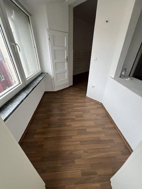 Prenájom bytu 4-izbový 98 m², Dortmund, Severné Porýnie - Westfálsko Prenájom bytu 4-izbový 98 m², Dortmund, Severné Porýnie - Westfálsko