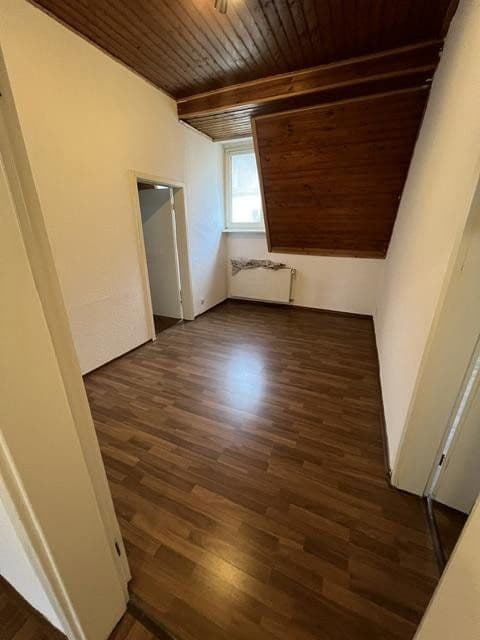 Prenájom bytu 4-izbový 98 m², Dortmund, Severné Porýnie - Westfálsko Prenájom bytu 4-izbový 98 m², Dortmund, Severné Porýnie - Westfálsko