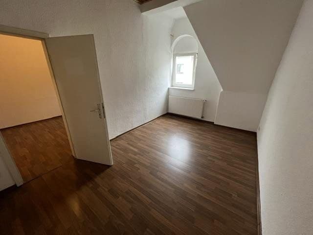 Prenájom bytu 4-izbový 98 m², Dortmund, Severné Porýnie - Westfálsko Prenájom bytu 4-izbový 98 m², Dortmund, Severné Porýnie - Westfálsko