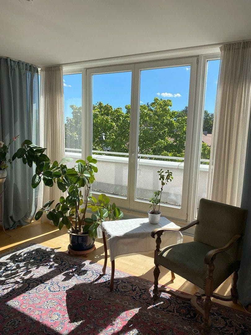 Predaj bytu 4-izbový 133 m², Am Bogen 32, Ottobrunn, Bavorsko Predaj bytu 4-izbový 133 m², Am Bogen 32, Ottobrunn, Bavorsko