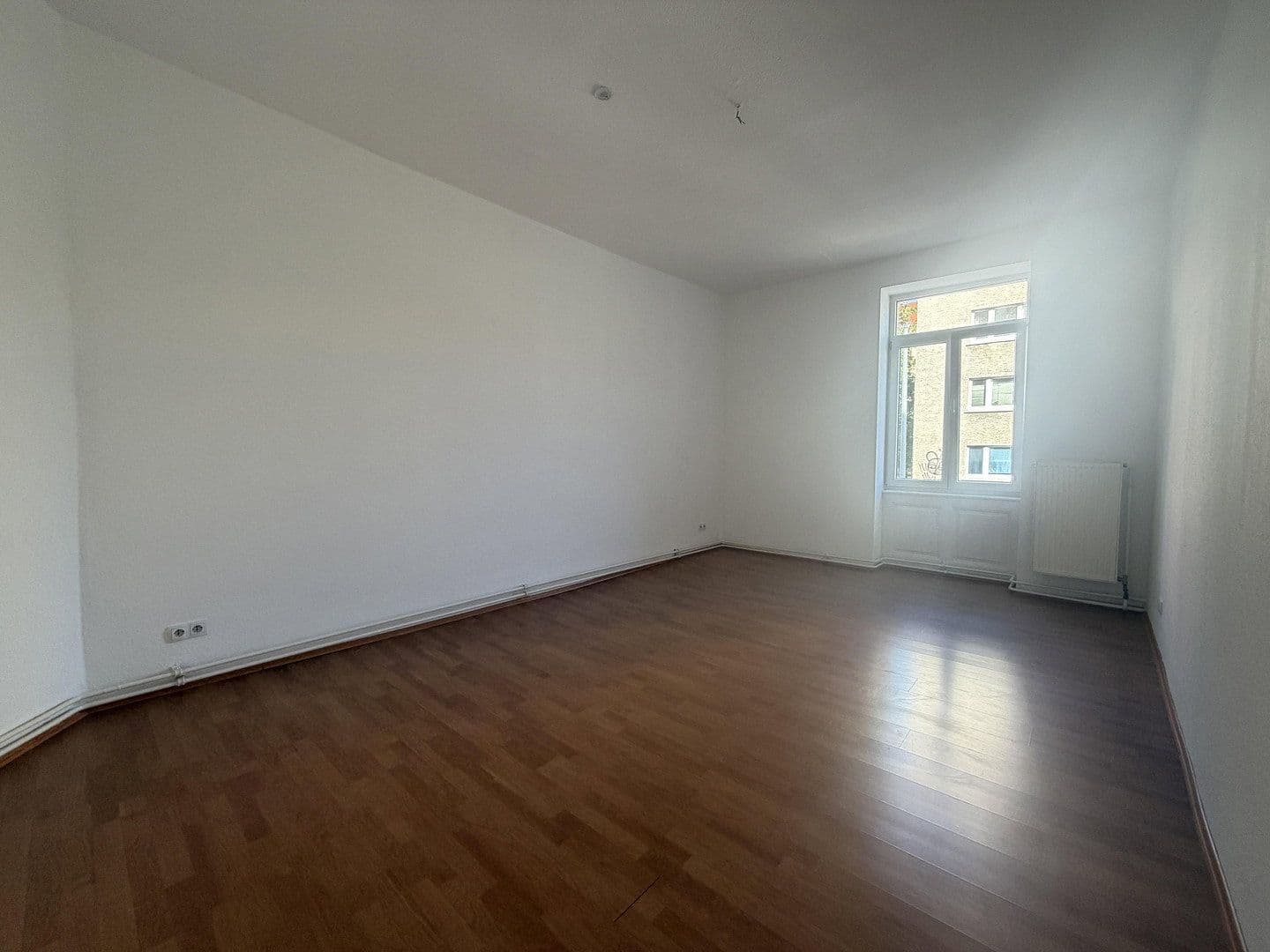 Prenájom bytu 3-izbový 98 m², Eckenheimer Landstraße 103, Frankfurt am Main, Hesensko Prenájom bytu 3-izbový 98 m², Eckenheimer Landstraße 103, Frankfurt am Main, Hesensko