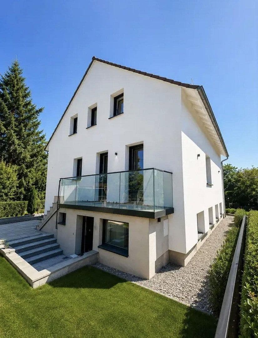 Predaj domu 214 m², pozemok 674 m², Mühltal, Hesensko Predaj domu 214 m², pozemok 674 m², Mühltal, Hesensko