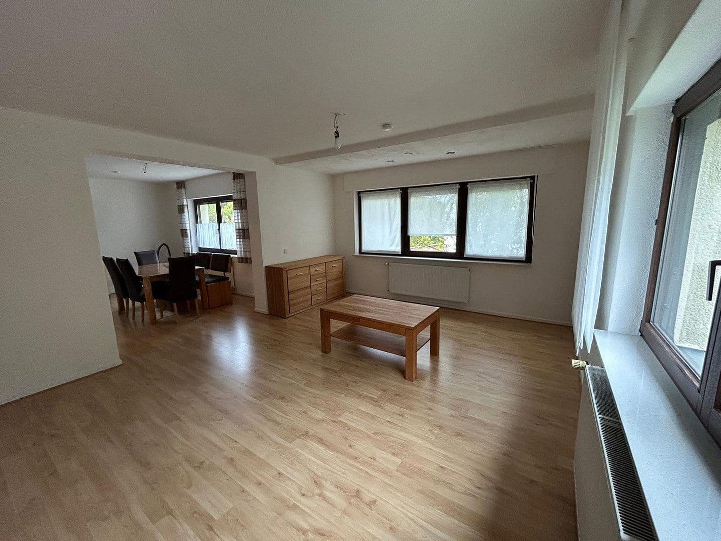 Prenájom bytu 3-izbový 90 m², Im Bachacker 24, Dautphetal, Hesensko Prenájom bytu 3-izbový 90 m², Im Bachacker 24, Dautphetal, Hesensko