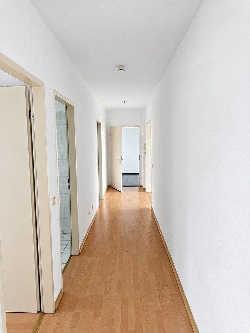 Prenájom bytu 4-izbový 98 m², Velten, Brandenbursko Prenájom bytu 4-izbový 98 m², Velten, Brandenbursko