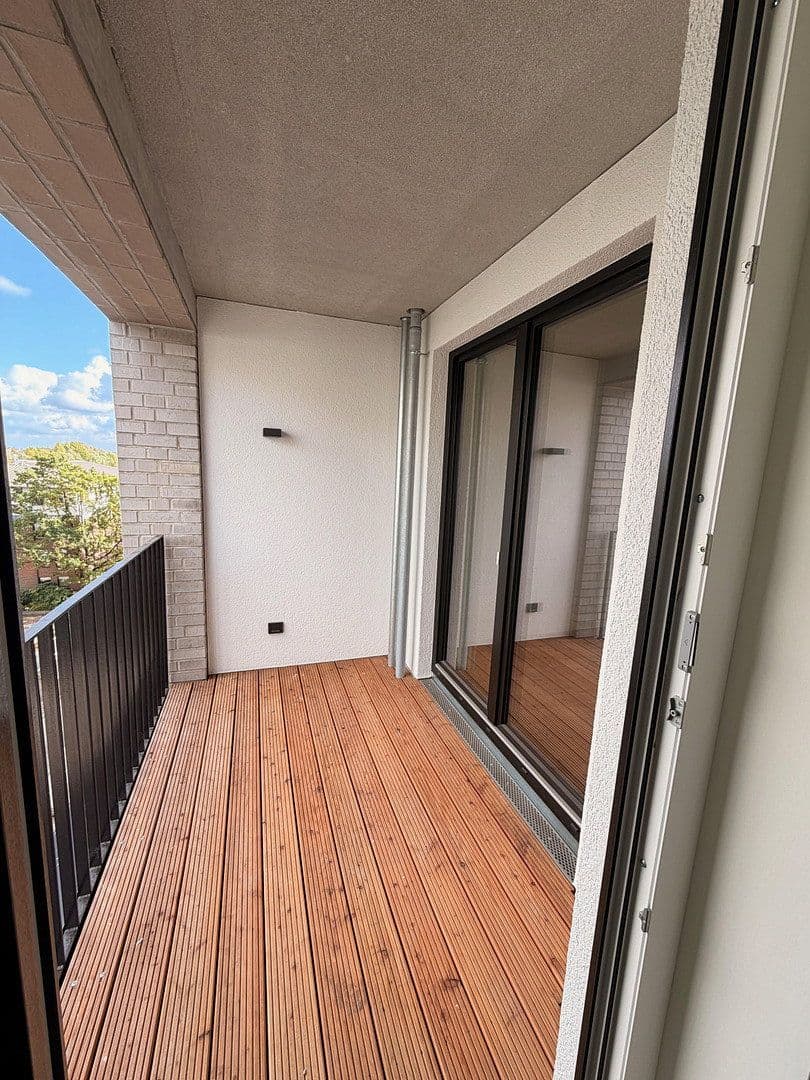 Prenájom bytu 3-izbový 98 m², Billhorner Kanalstraße 64, Hamburg, Hamburg Prenájom bytu 3-izbový 98 m², Billhorner Kanalstraße 64, Hamburg, Hamburg