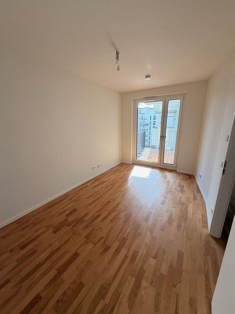 Prenájom bytu 3-izbový 98 m², Billhorner Kanalstraße 64, Hamburg, Hamburg Prenájom bytu 3-izbový 98 m², Billhorner Kanalstraße 64, Hamburg, Hamburg