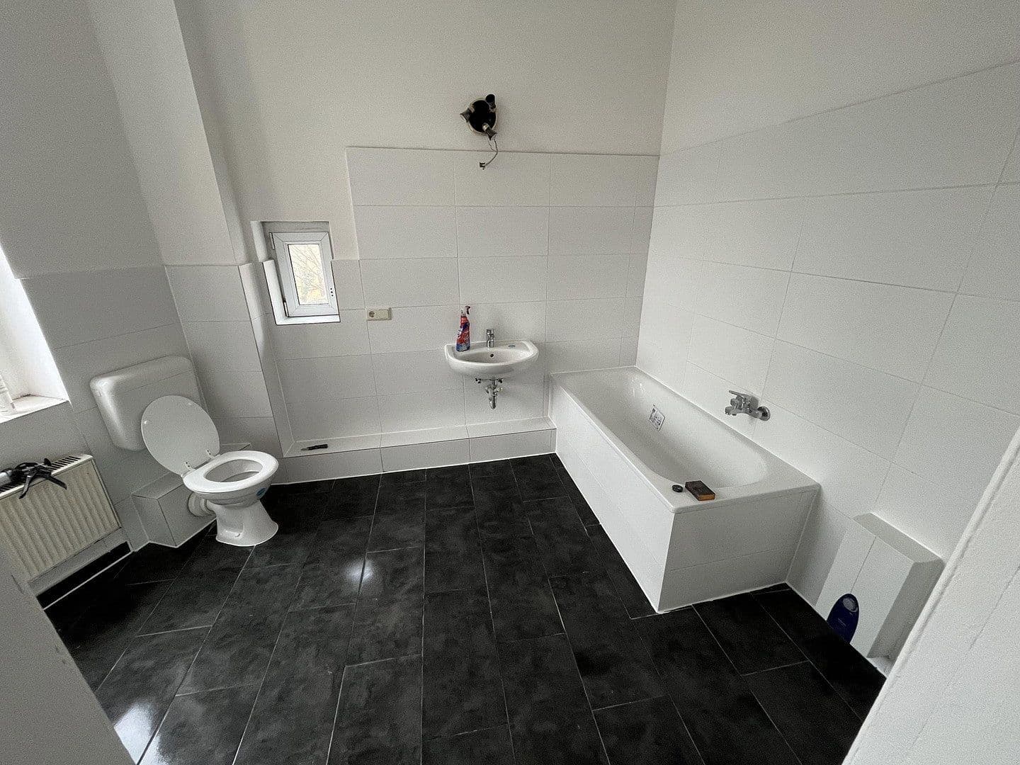 Predaj domu 553 m², Bismarckstraße 47, Bitterfeld-Wolfen, Sasko-Anhaltsko Predaj domu 553 m², Bismarckstraße 47, Bitterfeld-Wolfen, Sasko-Anhaltsko