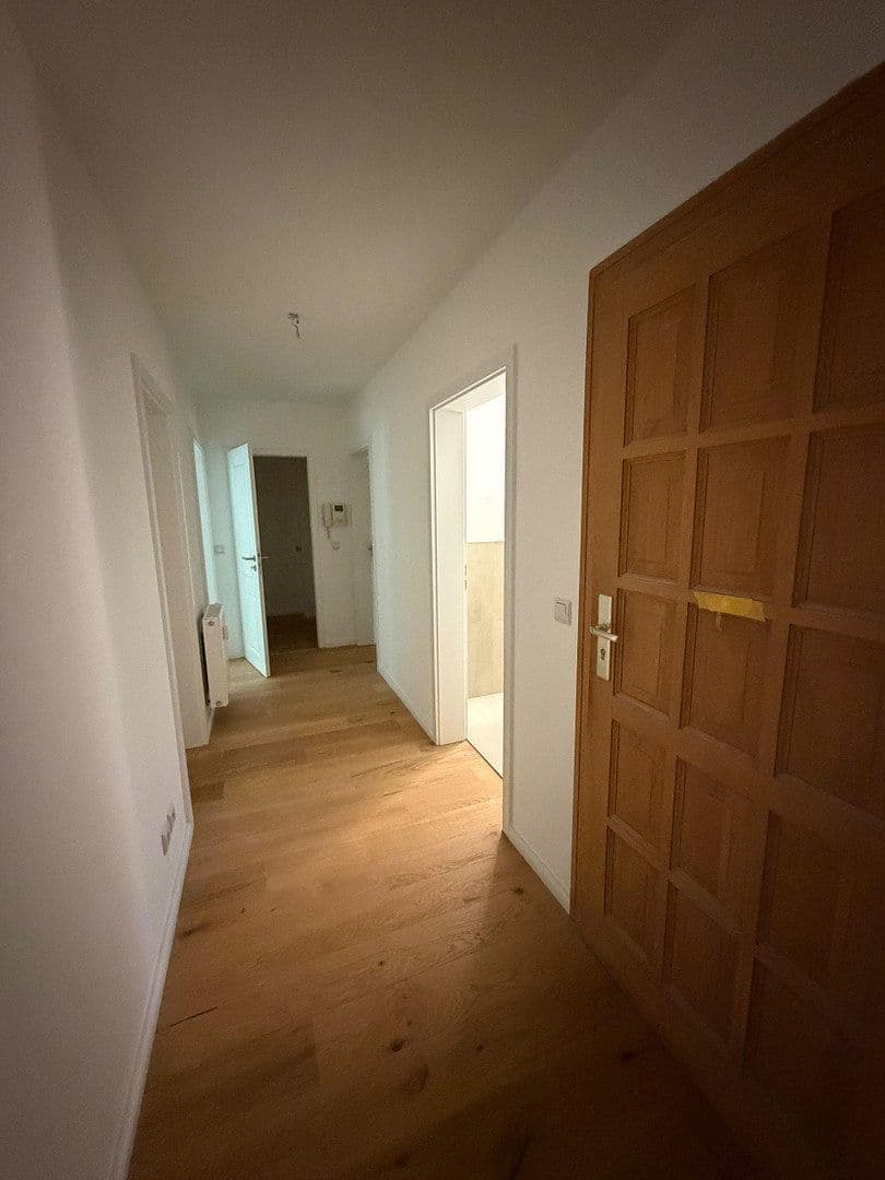 Prenájom bytu 3-izbový 67 m², Hedwigstr 13, Leipzig, Sasko Prenájom bytu 3-izbový 67 m², Hedwigstr 13, Leipzig, Sasko