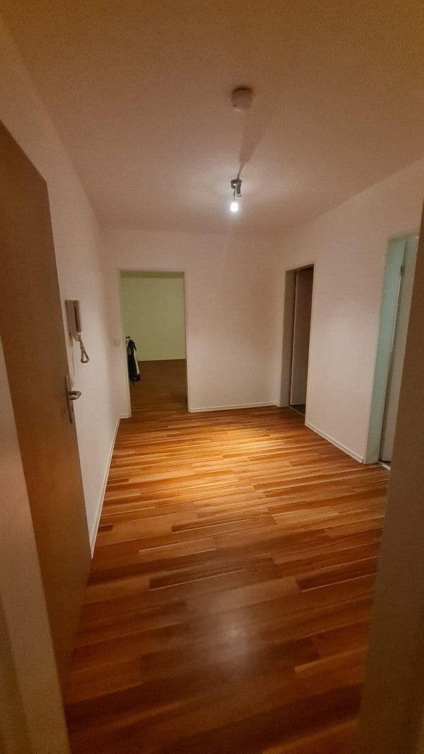 Prenájom bytu 2-izbový 69 m², Miesenheimerstr. 50, Plaidt, Porýnie-Falcko Prenájom bytu 2-izbový 69 m², Miesenheimerstr. 50, Plaidt, Porýnie-Falcko