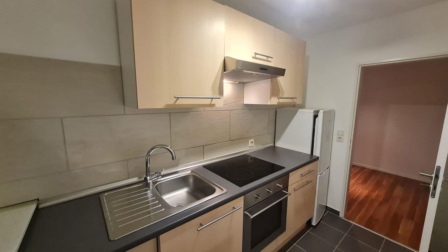 Prenájom bytu 2-izbový 69 m², Miesenheimerstr. 50, Plaidt, Porýnie-Falcko Prenájom bytu 2-izbový 69 m², Miesenheimerstr. 50, Plaidt, Porýnie-Falcko
