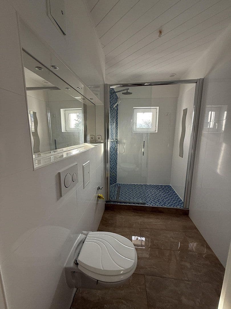Prenájom bytu 3-izbový 80 m², Altstadtstraße 25, Leverkusen, Severné Porýnie - Westfálsko Prenájom bytu 3-izbový 80 m², Altstadtstraße 25, Leverkusen, Severné Porýnie - Westfálsko