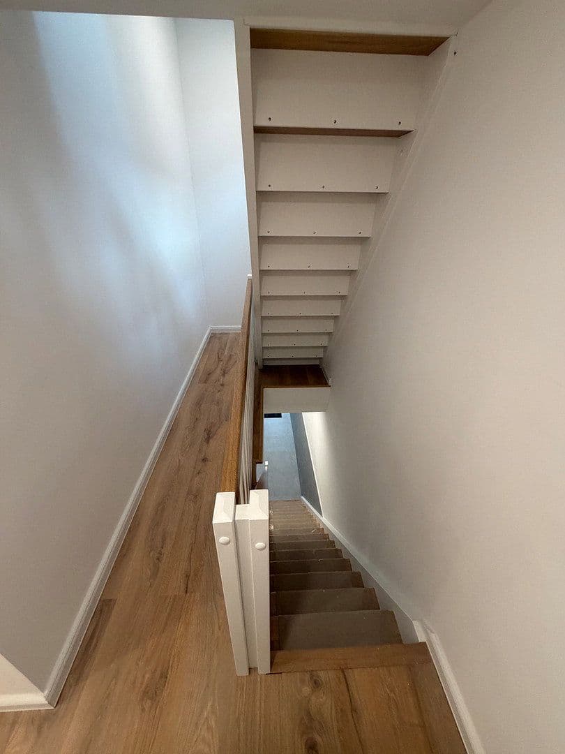 Prenájom bytu 4-izbový 95 m², Gaststraße 9, Oldenburg, Dolné Sasko Prenájom bytu 4-izbový 95 m², Gaststraße 9, Oldenburg, Dolné Sasko