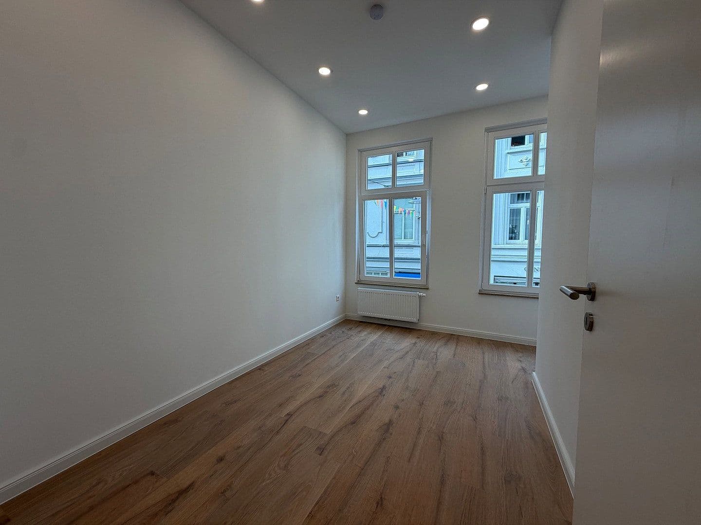 Prenájom bytu 4-izbový 95 m², Gaststraße 9, Oldenburg, Dolné Sasko Prenájom bytu 4-izbový 95 m², Gaststraße 9, Oldenburg, Dolné Sasko