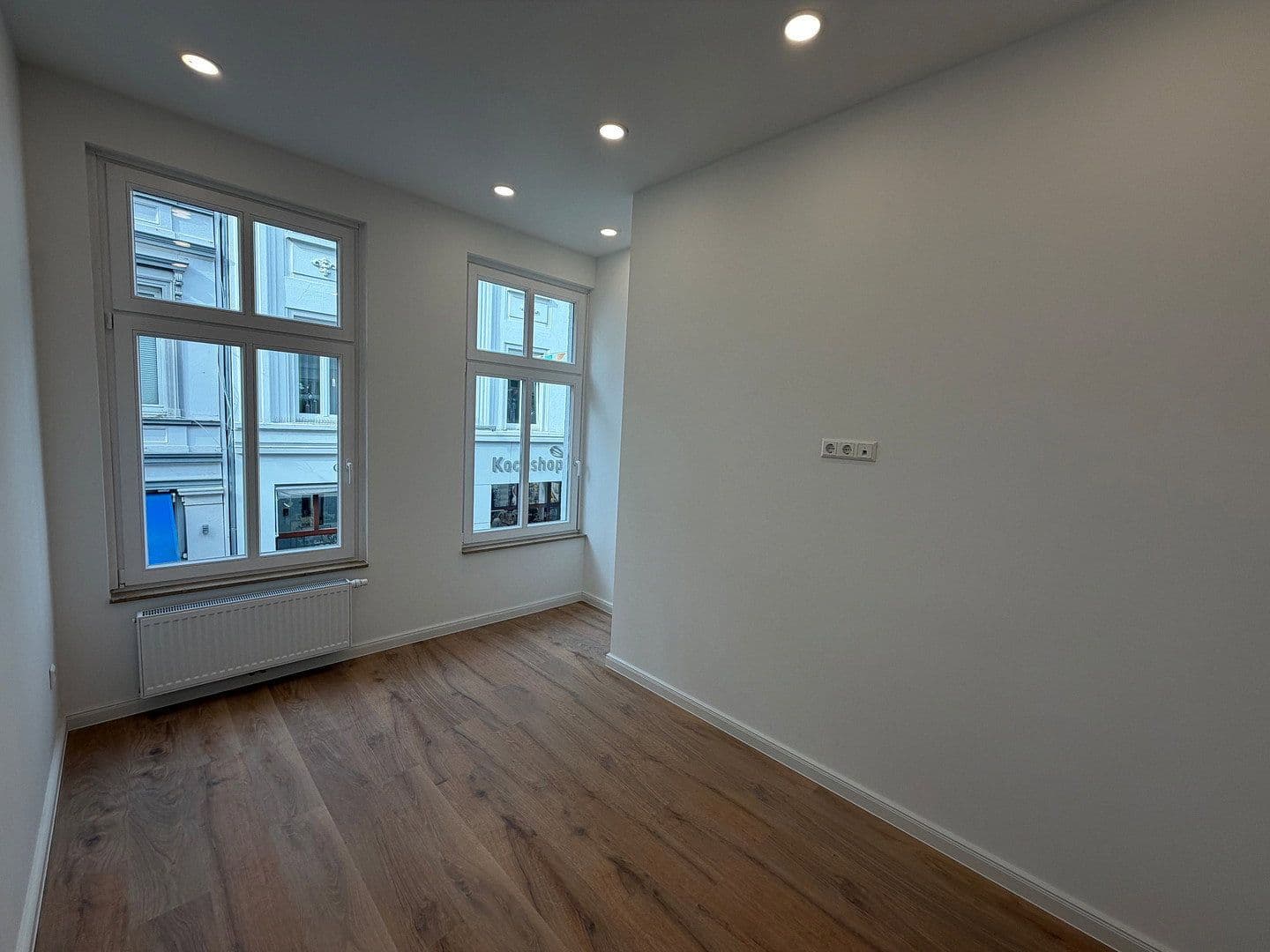 Prenájom bytu 4-izbový 95 m², Gaststraße 9, Oldenburg, Dolné Sasko Prenájom bytu 4-izbový 95 m², Gaststraße 9, Oldenburg, Dolné Sasko