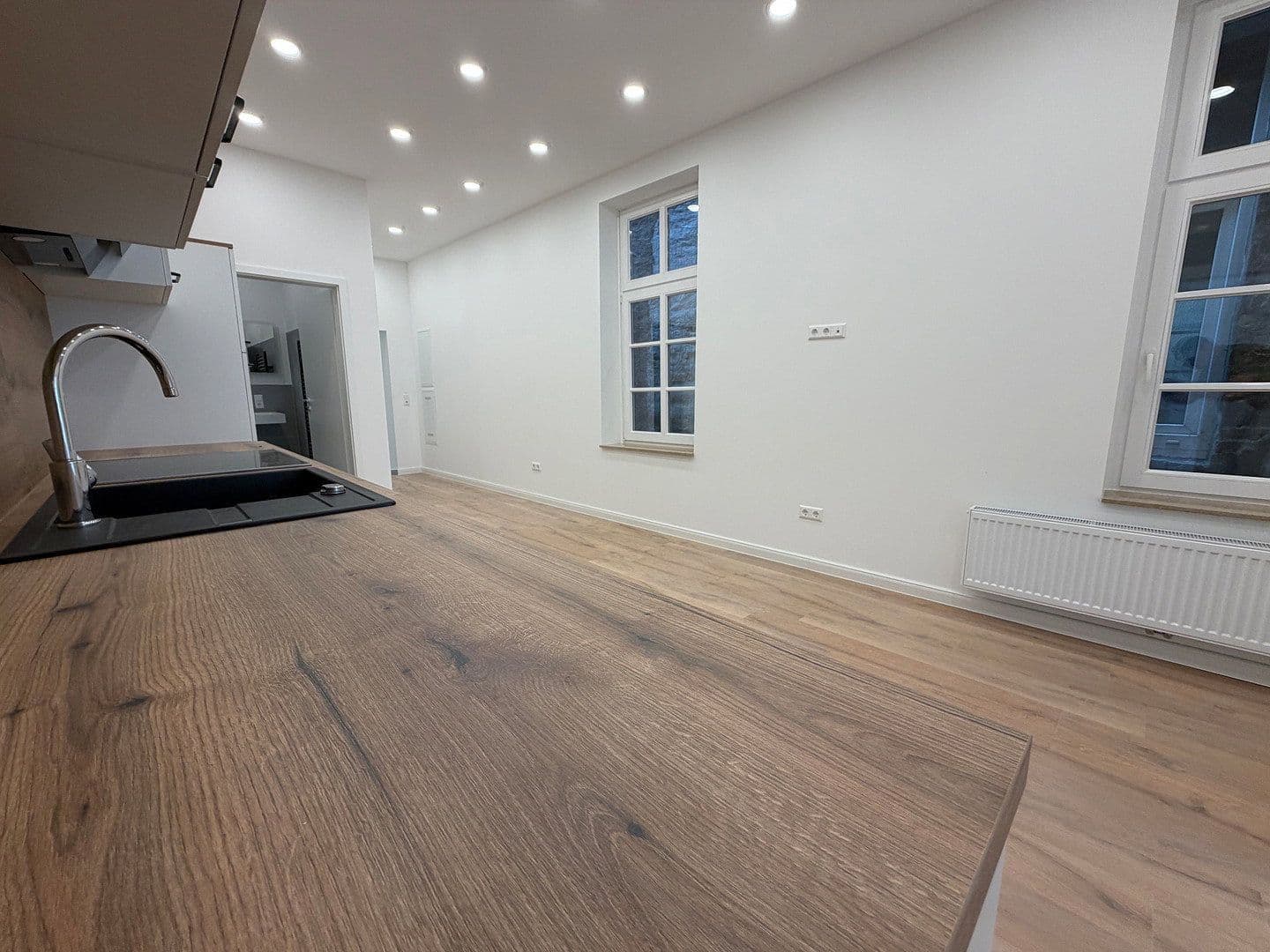Prenájom bytu 4-izbový 95 m², Gaststraße 9, Oldenburg, Dolné Sasko Prenájom bytu 4-izbový 95 m², Gaststraße 9, Oldenburg, Dolné Sasko