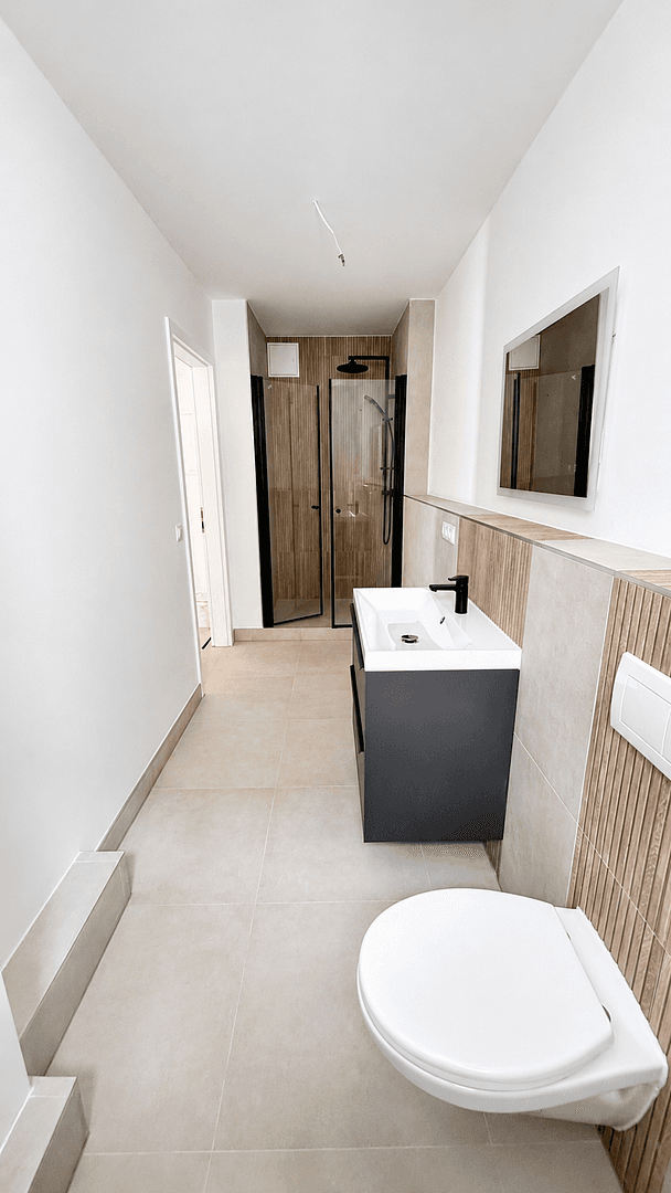 Prenájom bytu 2-izbový 62 m², Leipzig, Sasko Prenájom bytu 2-izbový 62 m², Leipzig, Sasko