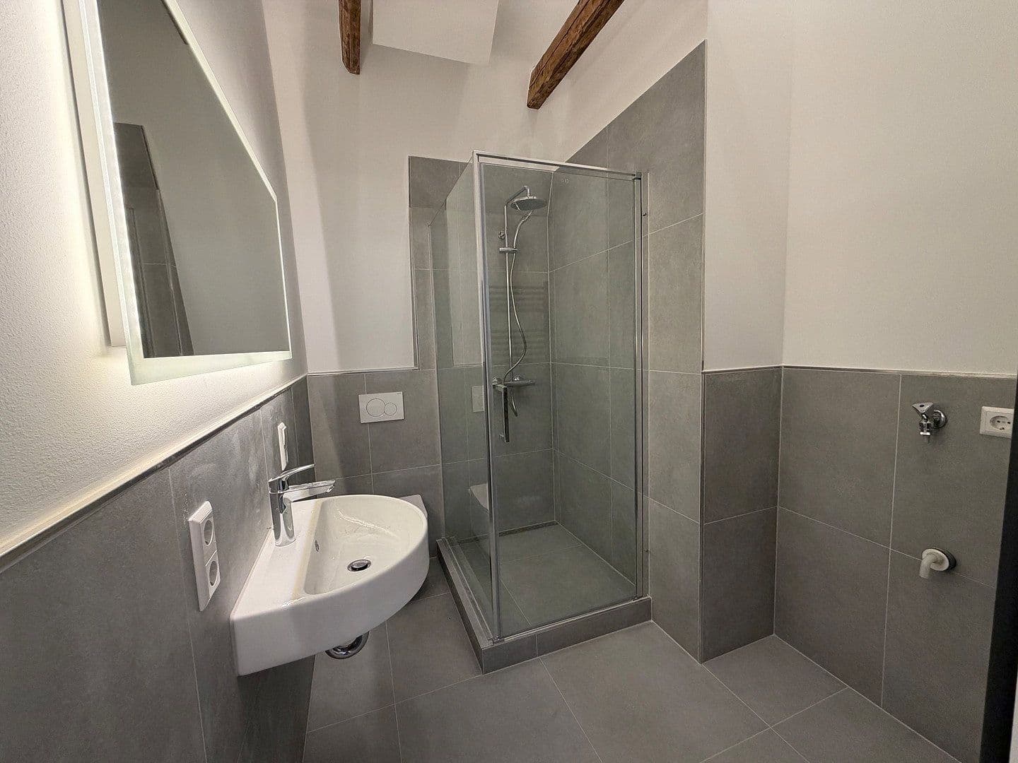 Prenájom bytu 3-izbový 79 m², Gaststraße 9, Oldenburg, Dolné Sasko Prenájom bytu 3-izbový 79 m², Gaststraße 9, Oldenburg, Dolné Sasko